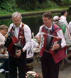 Thelwall Morris Men Musicians